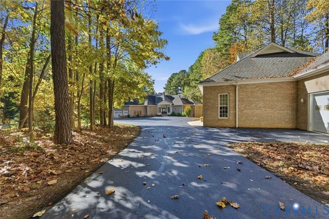 13531 Blue Heron Cir, Chester, VA 23838