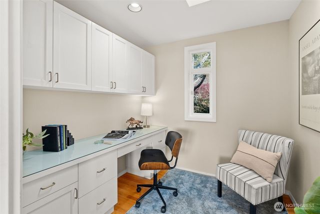 14735 Henderson Road NE, Bainbridge Island, WA 98110