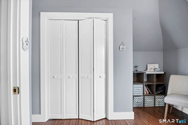 45 Ridgewood Avenue, Waterford, CT 06385