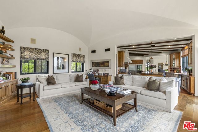 361 Fordyce Road, Los Angeles, CA 90049