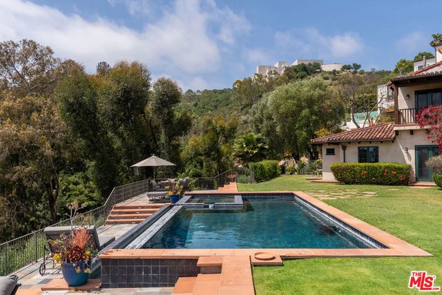 361 Fordyce Road, Los Angeles, CA 90049