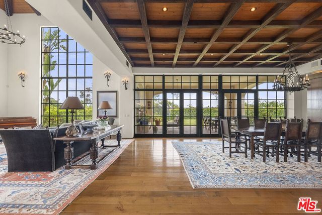 361 Fordyce Road, Los Angeles, CA 90049