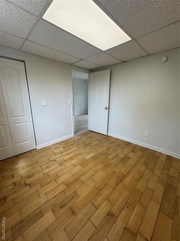 19832 Stafford Street, Clinton Township, MI 48035