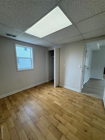 19832 Stafford Street, Clinton Township, MI 48035