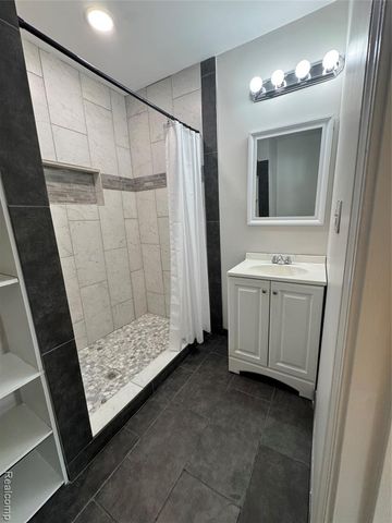 19832 Stafford Street, Clinton Township, MI 48035