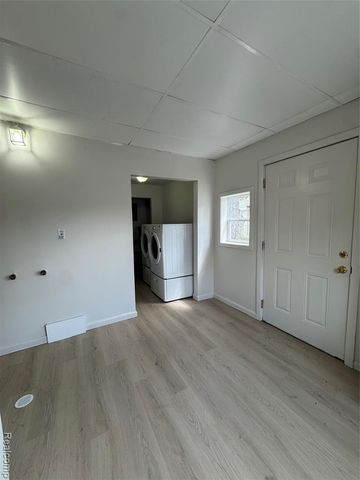 19832 Stafford Street, Clinton Township, MI 48035