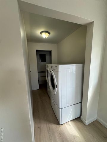 19832 Stafford Street, Clinton Township, MI 48035