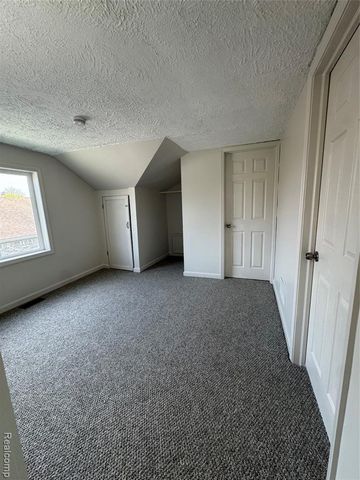 19832 Stafford Street, Clinton Township, MI 48035