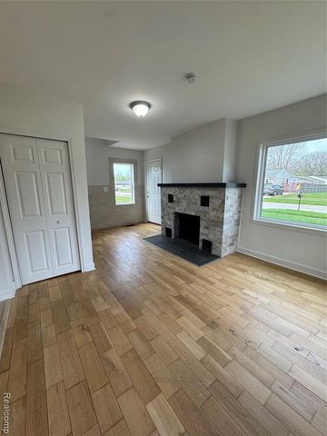 19832 Stafford Street, Clinton Township, MI 48035