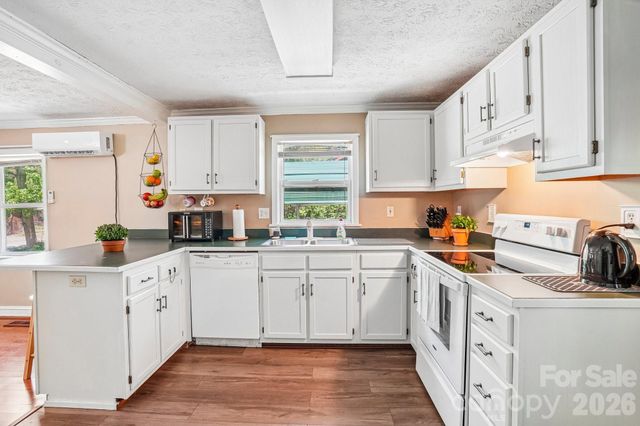 235 Gull Avenue 431, East Flat Rock, NC 28726