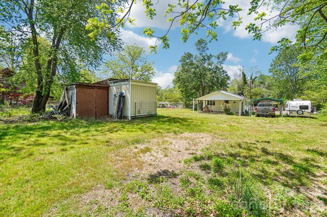 235 Gull Avenue 431, East Flat Rock, NC 28726