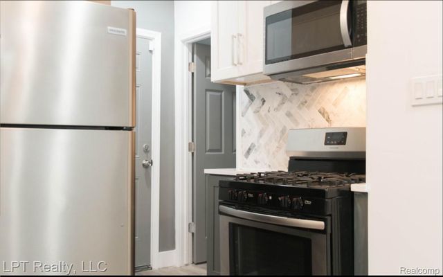 20042 Northlawn Street, Detroit, MI 48221