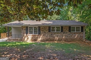 2840 Somerton Drive, Morrow, GA 30260