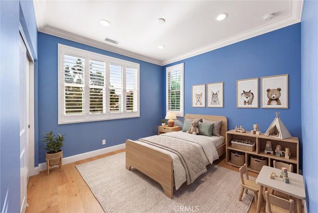 83 Henson, Irvine, CA 92620