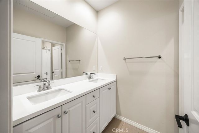 83 Henson, Irvine, CA 92620