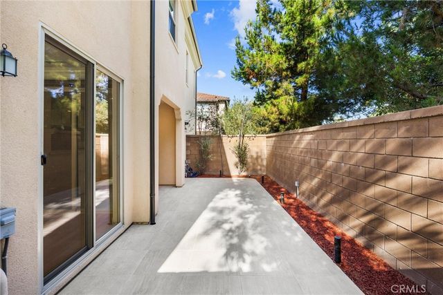 83 Henson, Irvine, CA 92620