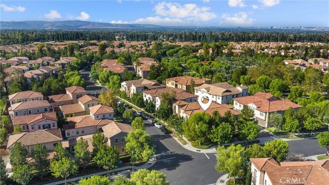 83 Henson, Irvine, CA 92620