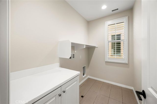 83 Henson, Irvine, CA 92620