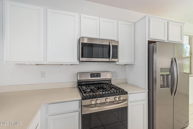 12608 W KALER Drive, Glendale, AZ 85307