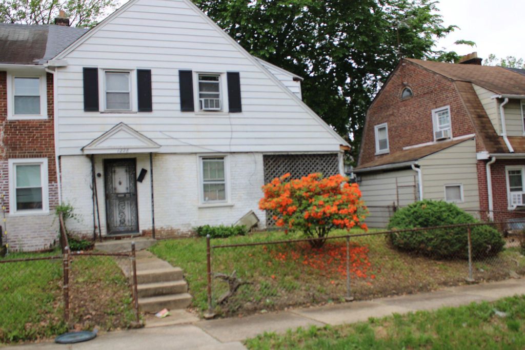 1228 CLOVER LN, Chester, PA 19013
