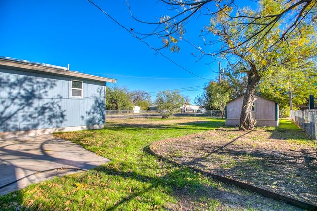 2701 San Antonio St, San Angelo, TX 76901