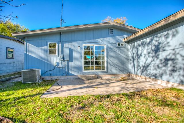 2701 San Antonio St, San Angelo, TX 76901
