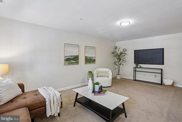 536 TSCHIFFELY SQUARE RD, Gaithersburg, MD 20878