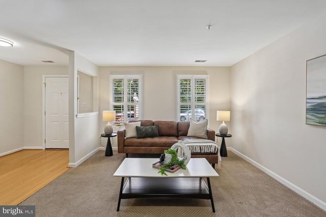 536 TSCHIFFELY SQUARE RD, Gaithersburg, MD 20878