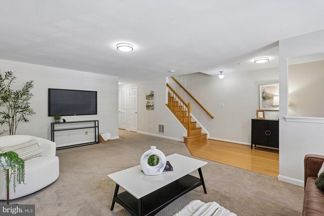 536 TSCHIFFELY SQUARE RD, Gaithersburg, MD 20878