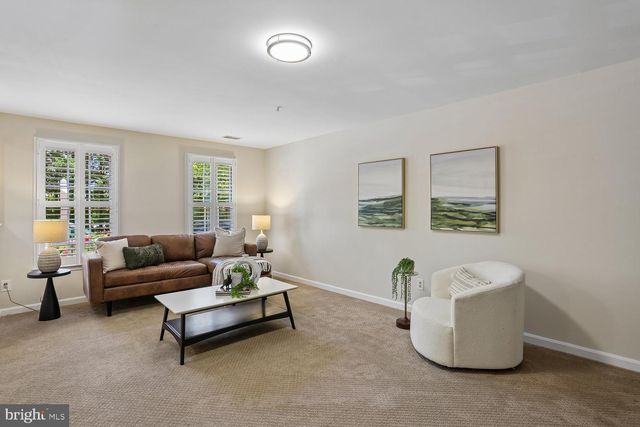 536 TSCHIFFELY SQUARE RD, Gaithersburg, MD 20878