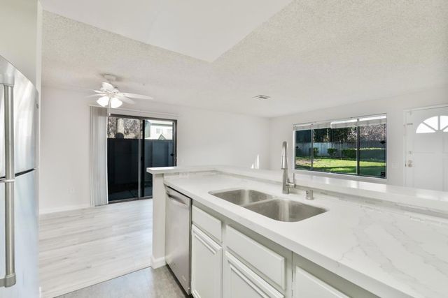 4974 Flat Rock Circle, San Jose, CA 95136