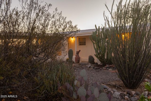 8362 N DEAD MANS GULCH Road, Florence, AZ 85132