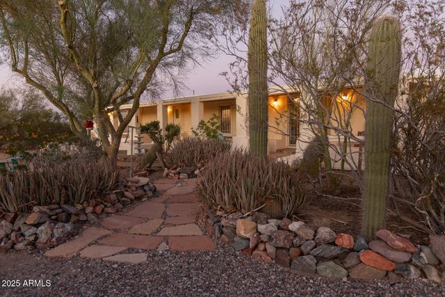 8362 N DEAD MANS GULCH Road, Florence, AZ 85132