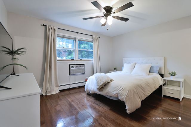 510 W MINER Street 1D, Arlington Heights, IL 60005
