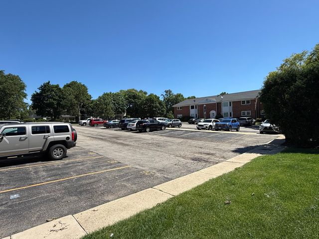 510 W MINER Street 1D, Arlington Heights, IL 60005