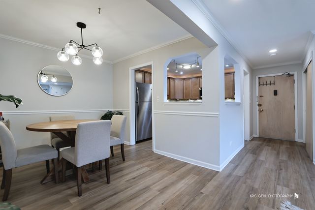 510 W MINER Street 1D, Arlington Heights, IL 60005