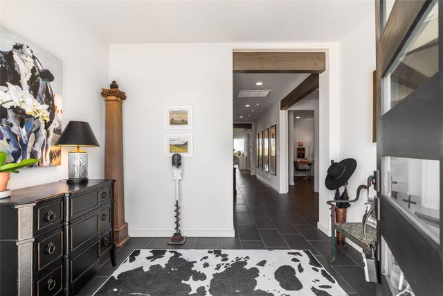 7 Valverde Lane, Santa Fe, NM 87506