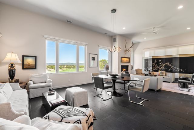 7 Valverde Lane, Santa Fe, NM 87506
