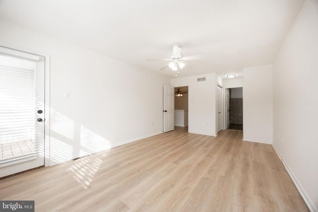 105 BARTLETT DR, North Wales, PA 19454