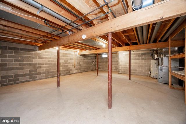 105 BARTLETT DR, North Wales, PA 19454