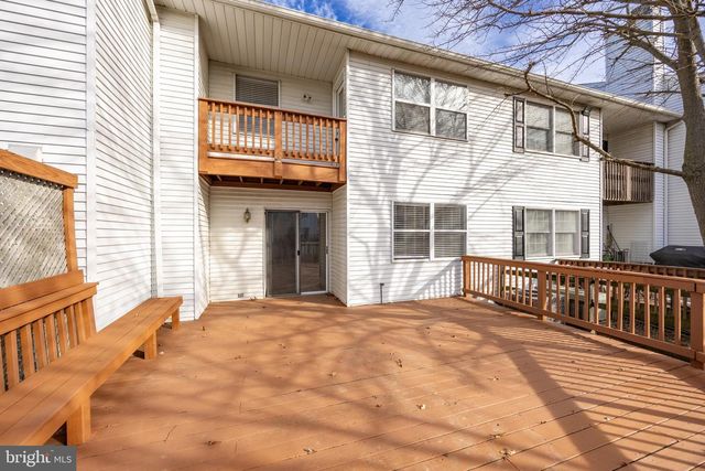 105 BARTLETT DR, North Wales, PA 19454