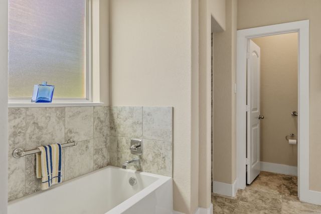 201 Cypress Point Court, Bonham, TX 75418