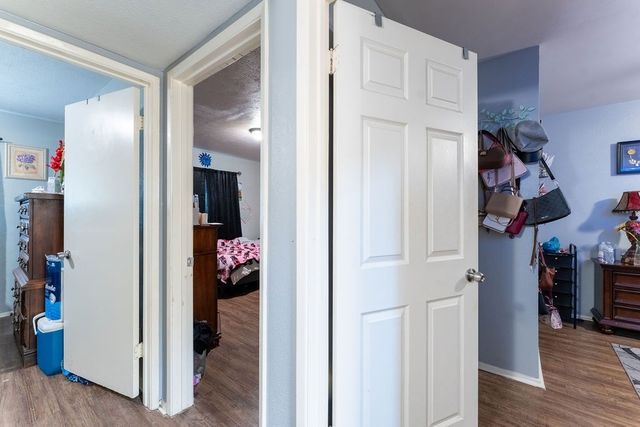 421 W Springdale Lane, Grand Prairie, TX 75052