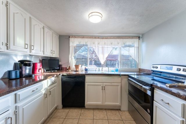 421 W Springdale Lane, Grand Prairie, TX 75052