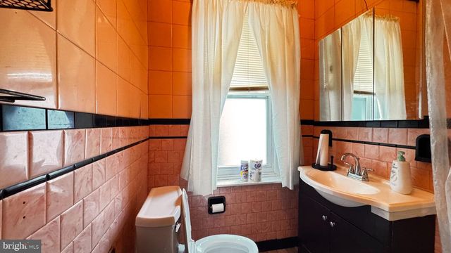 6130 ROSS ST, Philadelphia, PA 19144