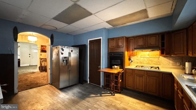 6130 ROSS ST, Philadelphia, PA 19144