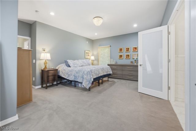11565 Robin Wood Lane, Chagrin Falls, OH 44023