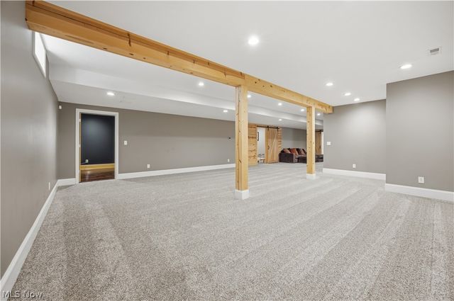 11565 Robin Wood Lane, Chagrin Falls, OH 44023