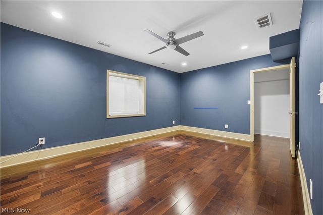 11565 Robin Wood Lane, Chagrin Falls, OH 44023