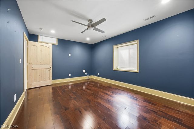 11565 Robin Wood Lane, Chagrin Falls, OH 44023